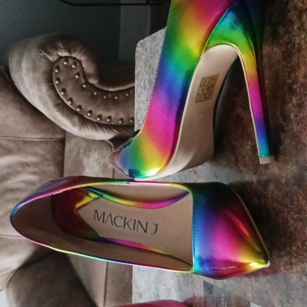 A pair of shoes